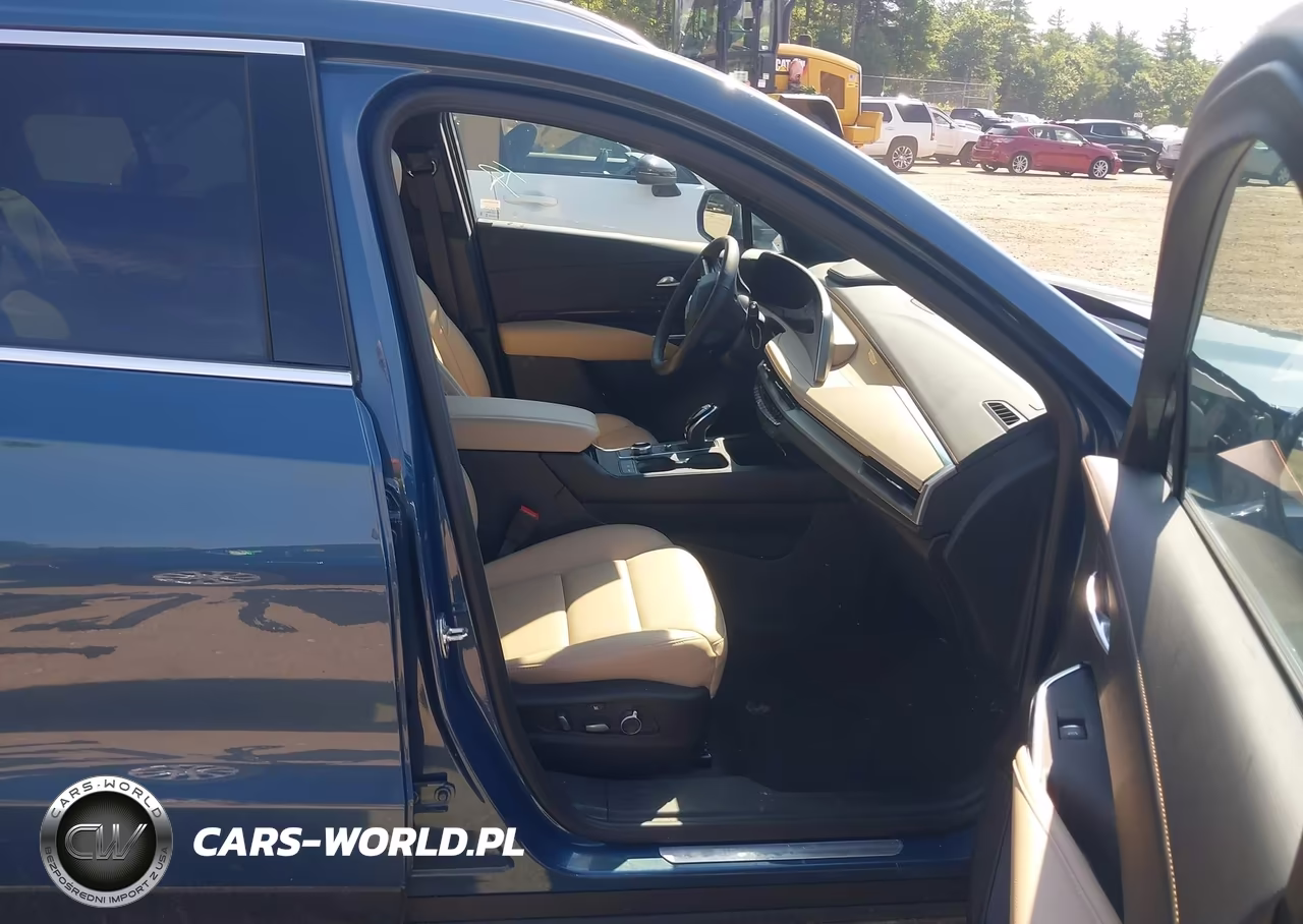 2025 Cadillac Xt4 Awd Premium Luxury VIN:1GYFZDR47SF154034 - 5
