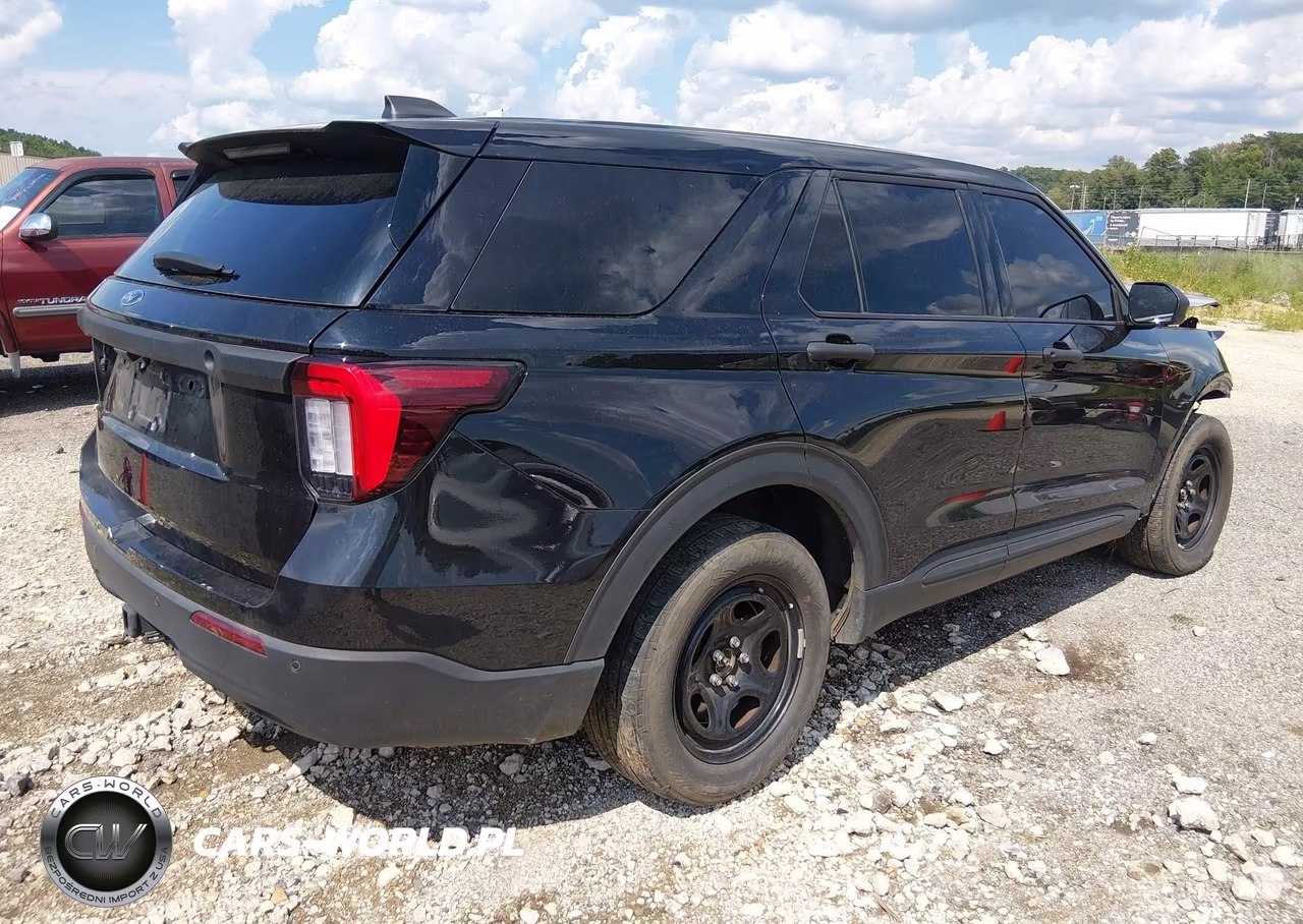 2025 Ford Police Interceptor Utility VIN:1FM5K8AB9SGC01061 - 4