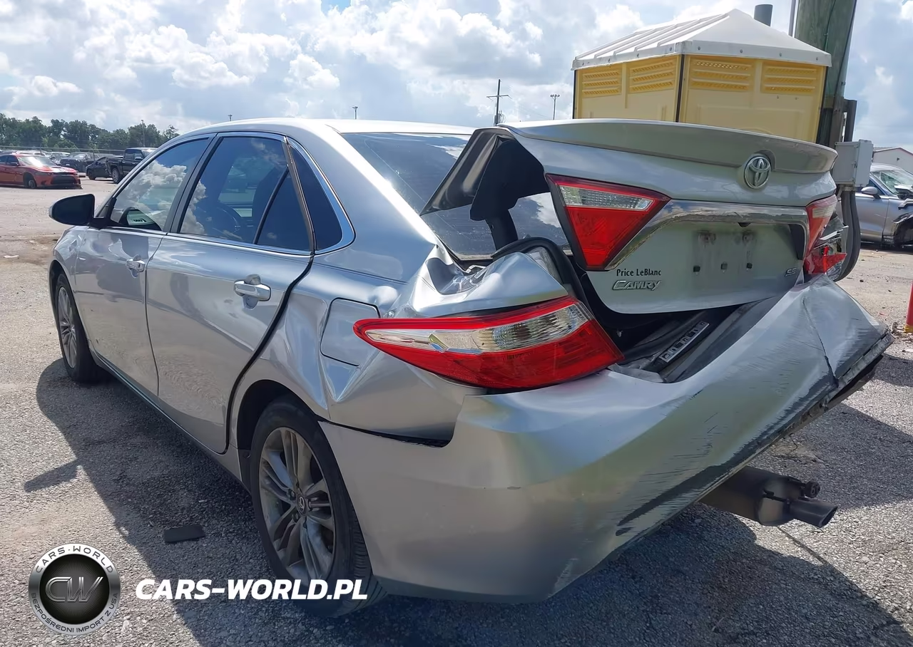 2017 Toyota Camry Se VIN:4T1BF1FK3HU292538 - 3