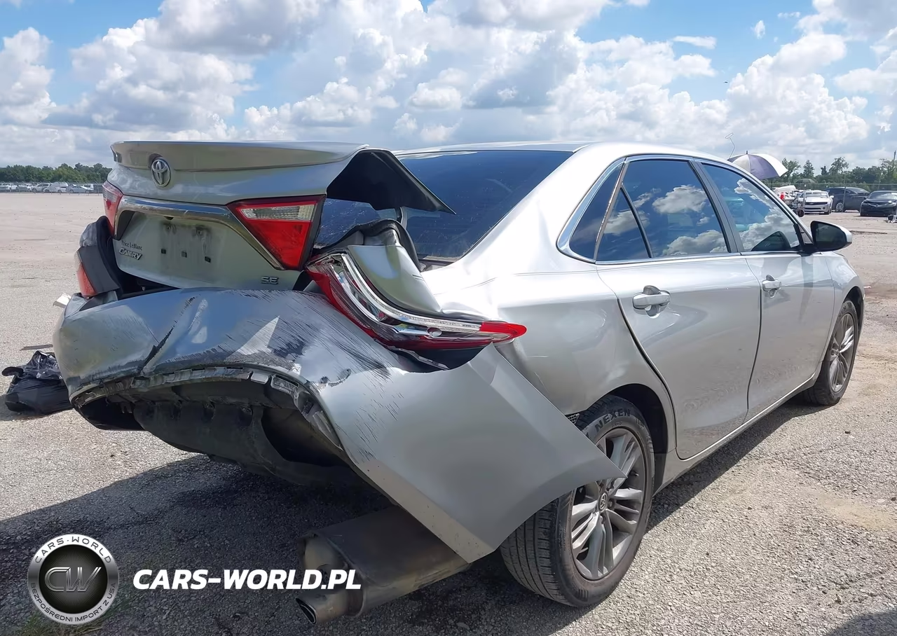 2017 Toyota Camry Se VIN:4T1BF1FK3HU292538 - 4