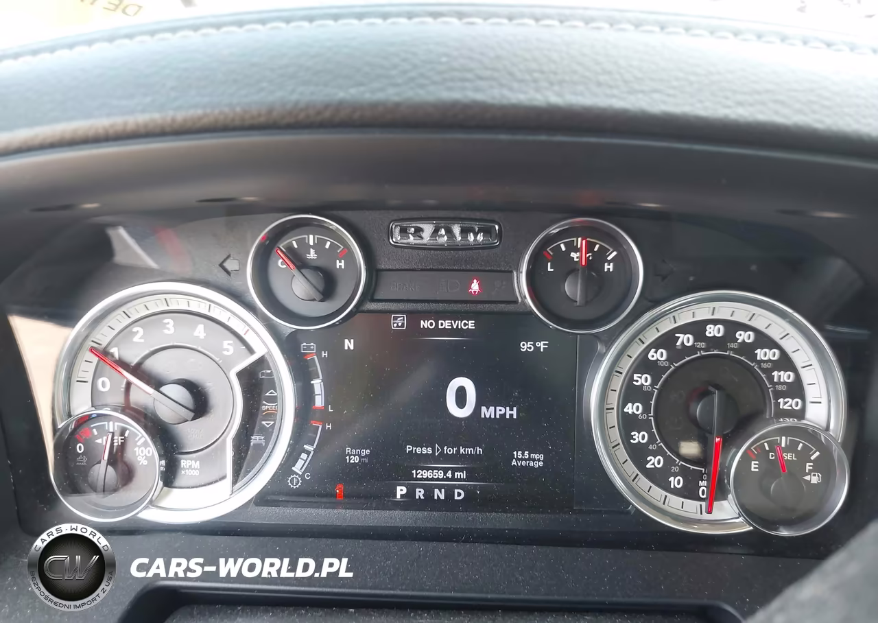 2016 Ram 1500 Laramie VIN:1C6RR7NMXGS305819 - 7