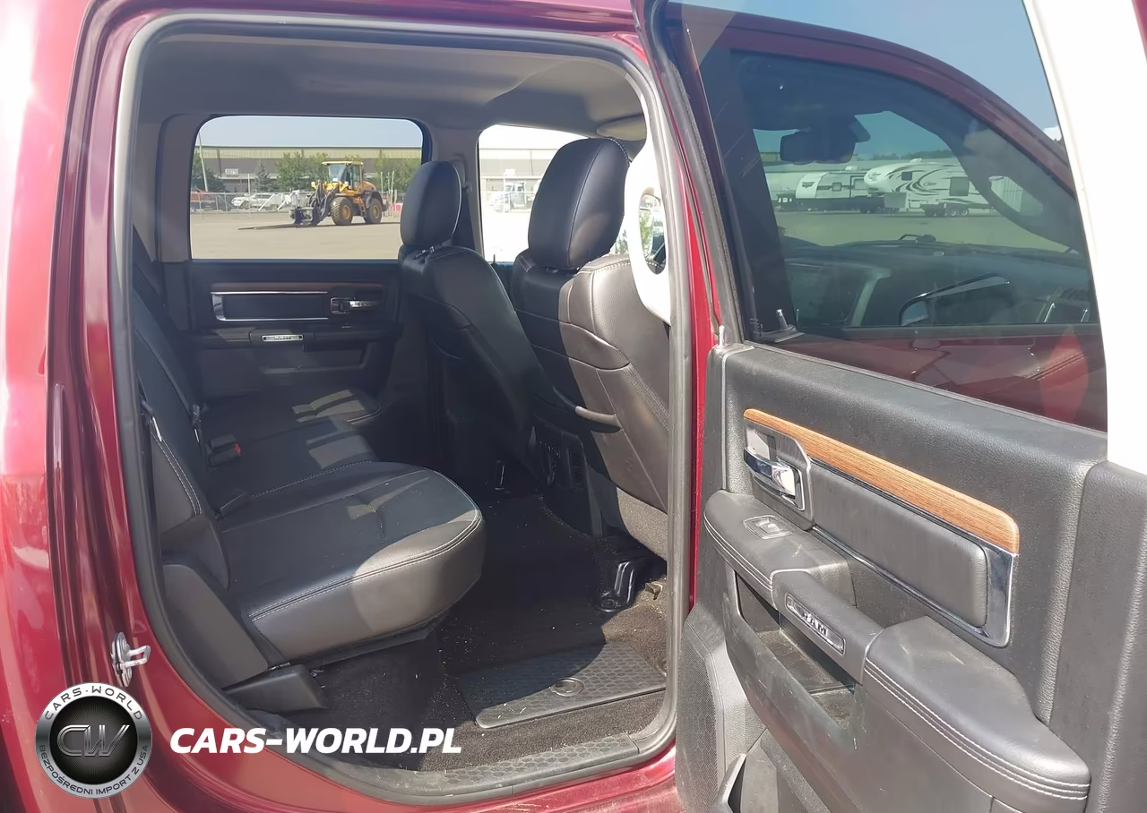 2016 Ram 1500 Laramie VIN:1C6RR7NMXGS305819 - 8