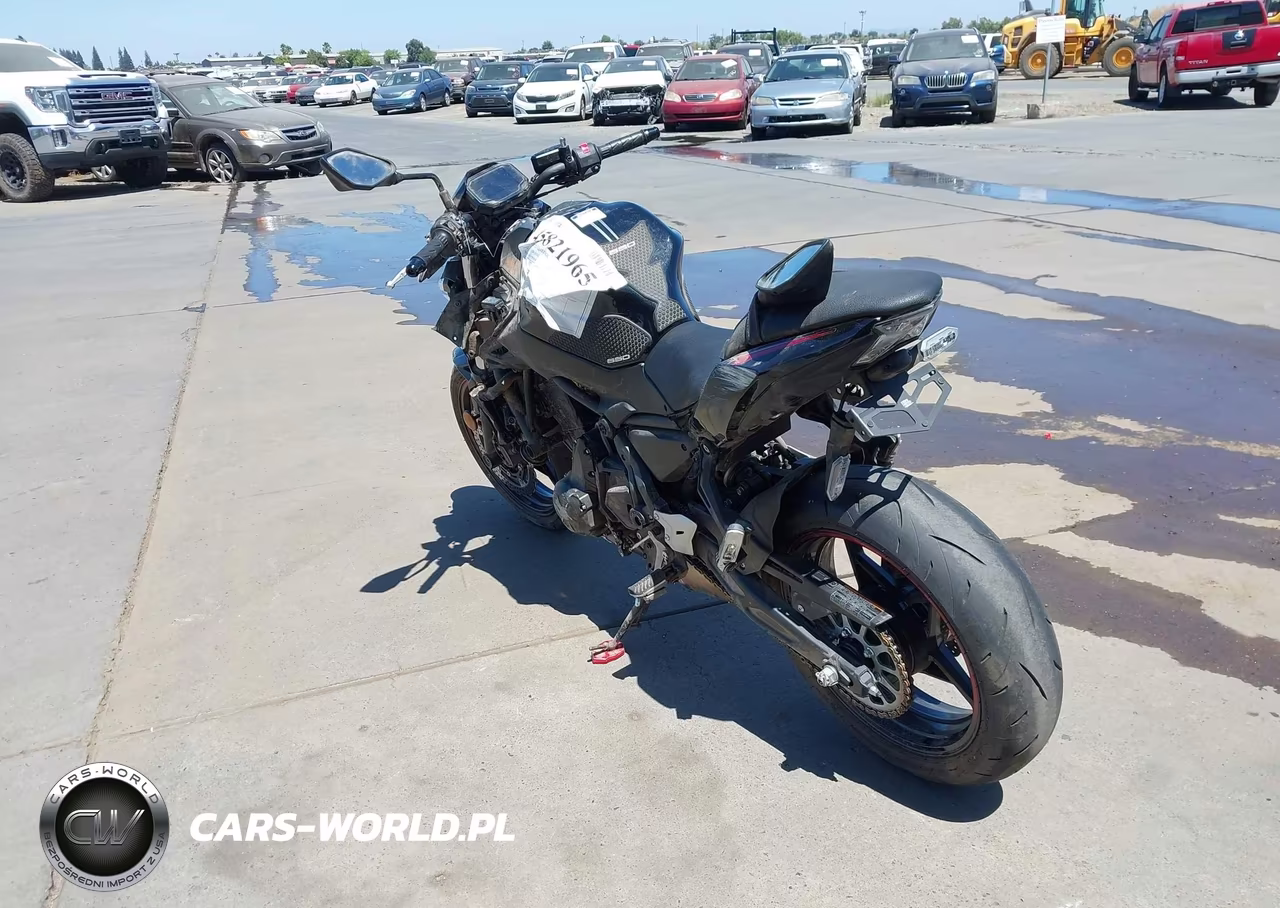 2025 Kawasaki Er650 P VIN:ML5EREP18SDAE8342 - 3