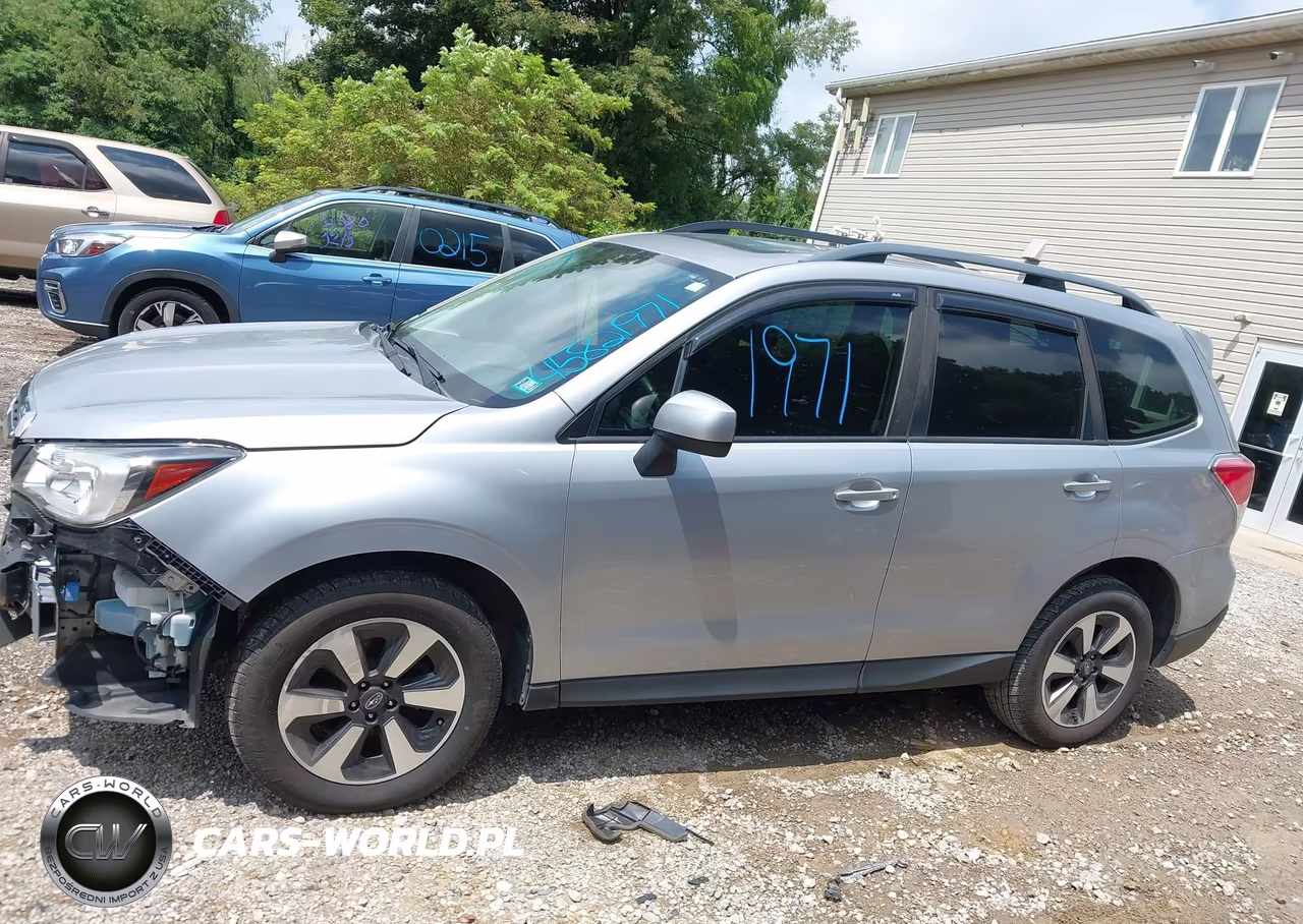 2018 Subaru Forester 2.5I Premium VIN:JF2SJAEC9JH571926 - 14