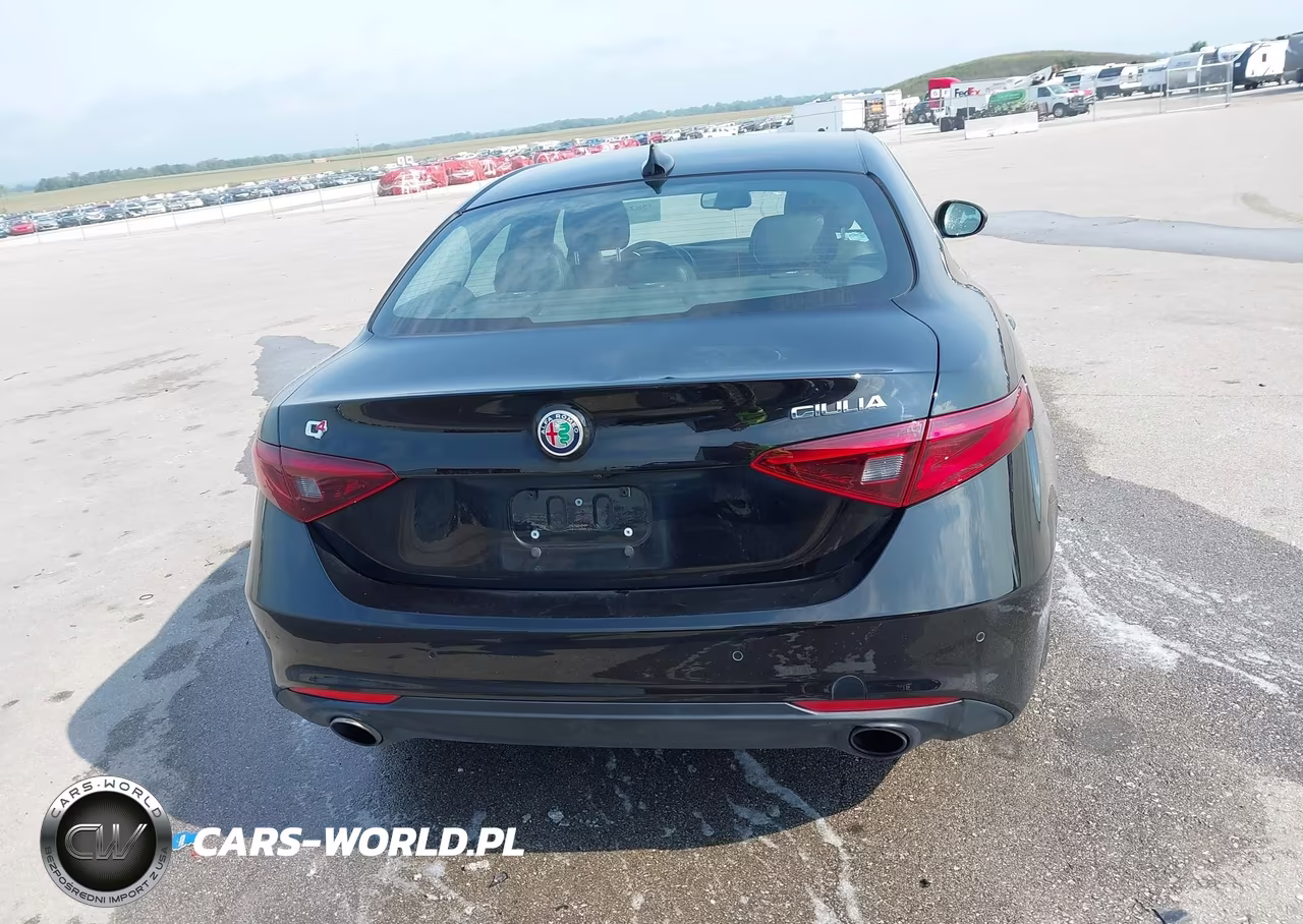 2017 Alfa Romeo Giulia Awd VIN:ZARFAEDN8H7541929 - 16