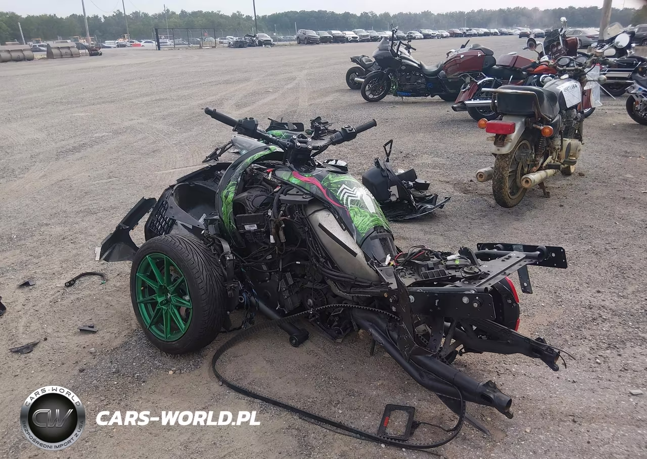 2021 Can-Am Spyder Roadster F3-S-F3-S Special Series VIN:2BXRDDD29MV000242 - 3