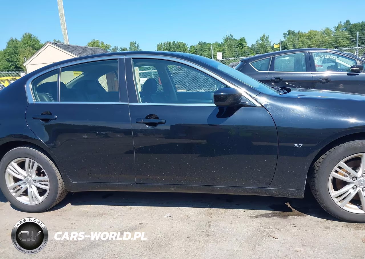 2015 Infiniti Q40 VIN:JN1CV6AR0FM522159 - 13