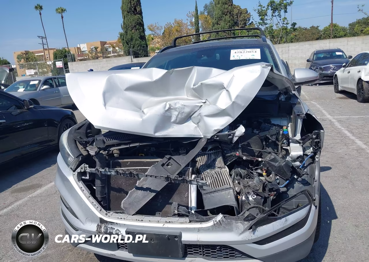 2018 Hyundai Tucson Limited VIN:KM8J33A2XJU718884 - 12