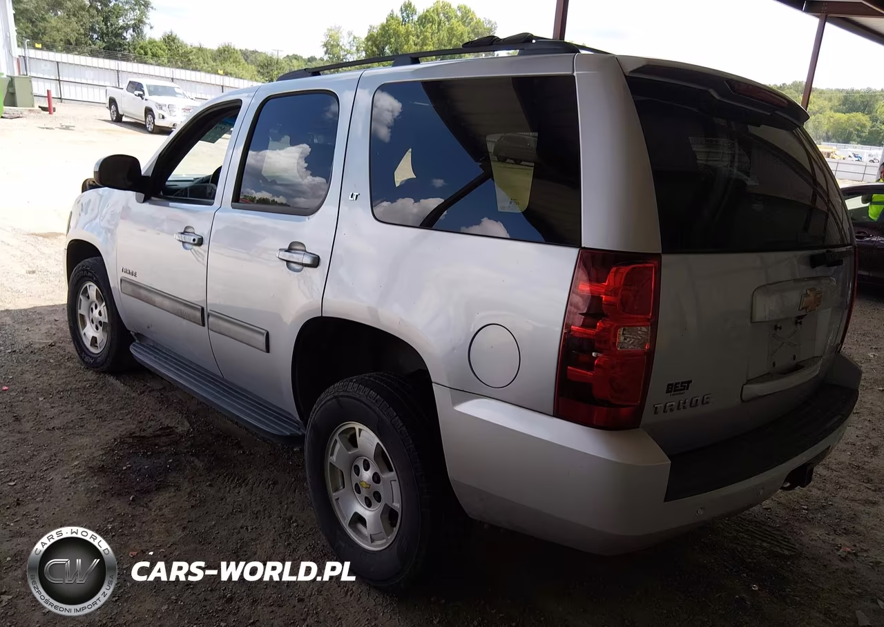 2012 Chevrolet Tahoe Lt VIN:1GNSCBE03CR278127 - 3