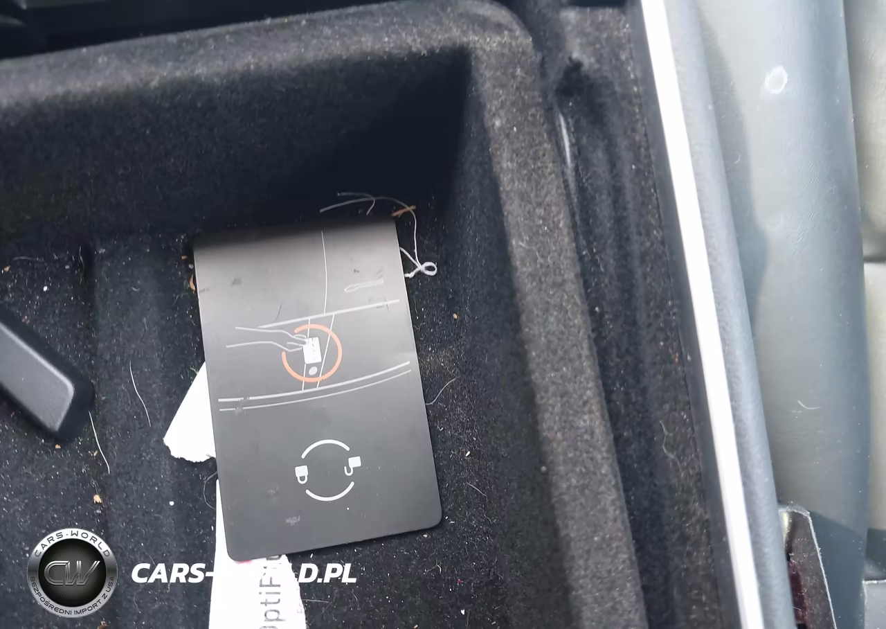 2018 Tesla Model 3 Long Range-Mid Range VIN:5YJ3E1EA1JF041567 - 11