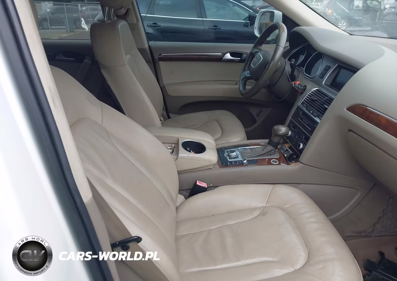 2012 Audi Q7 3.0T Premium VIN:WA1AGBFE8CD000317 - 5