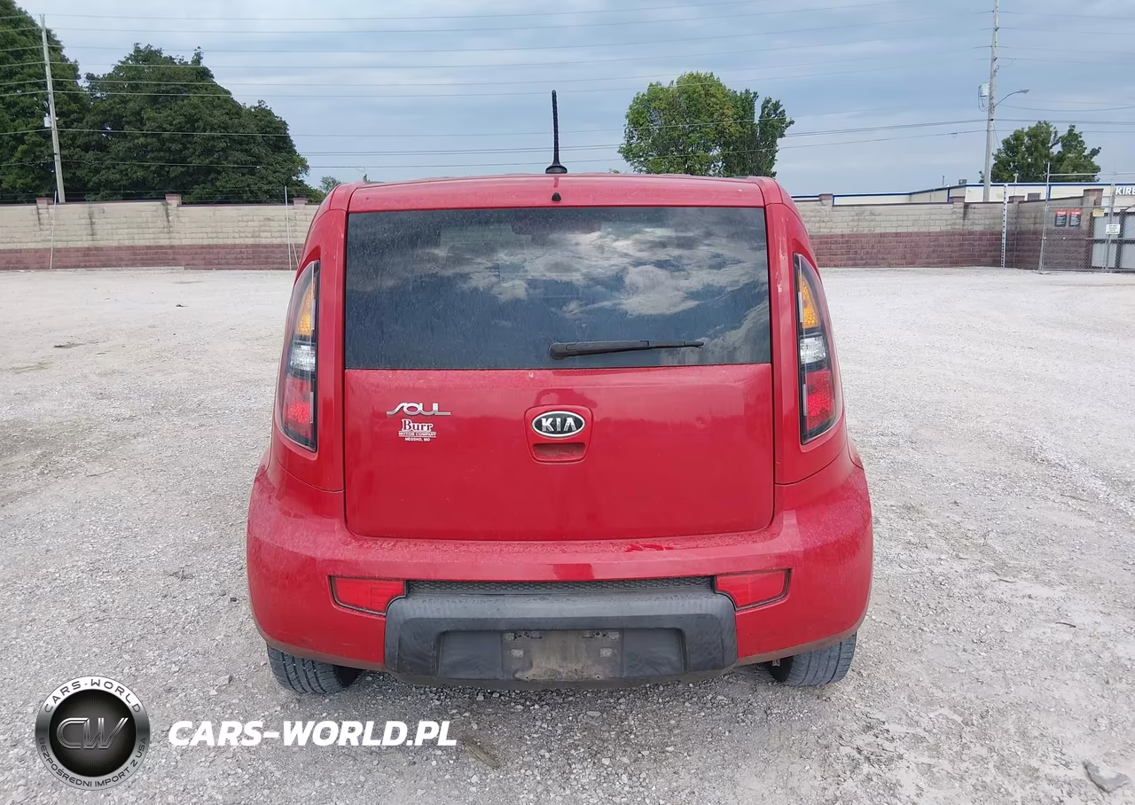 2011 Kia Soul + VIN:KNDJT2A28B7312083 - 16