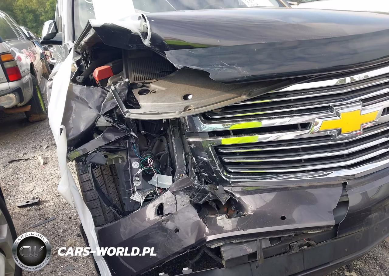 2015 Chevrolet Tahoe Ltz VIN:1GNSKCKC8FR217707 - 6