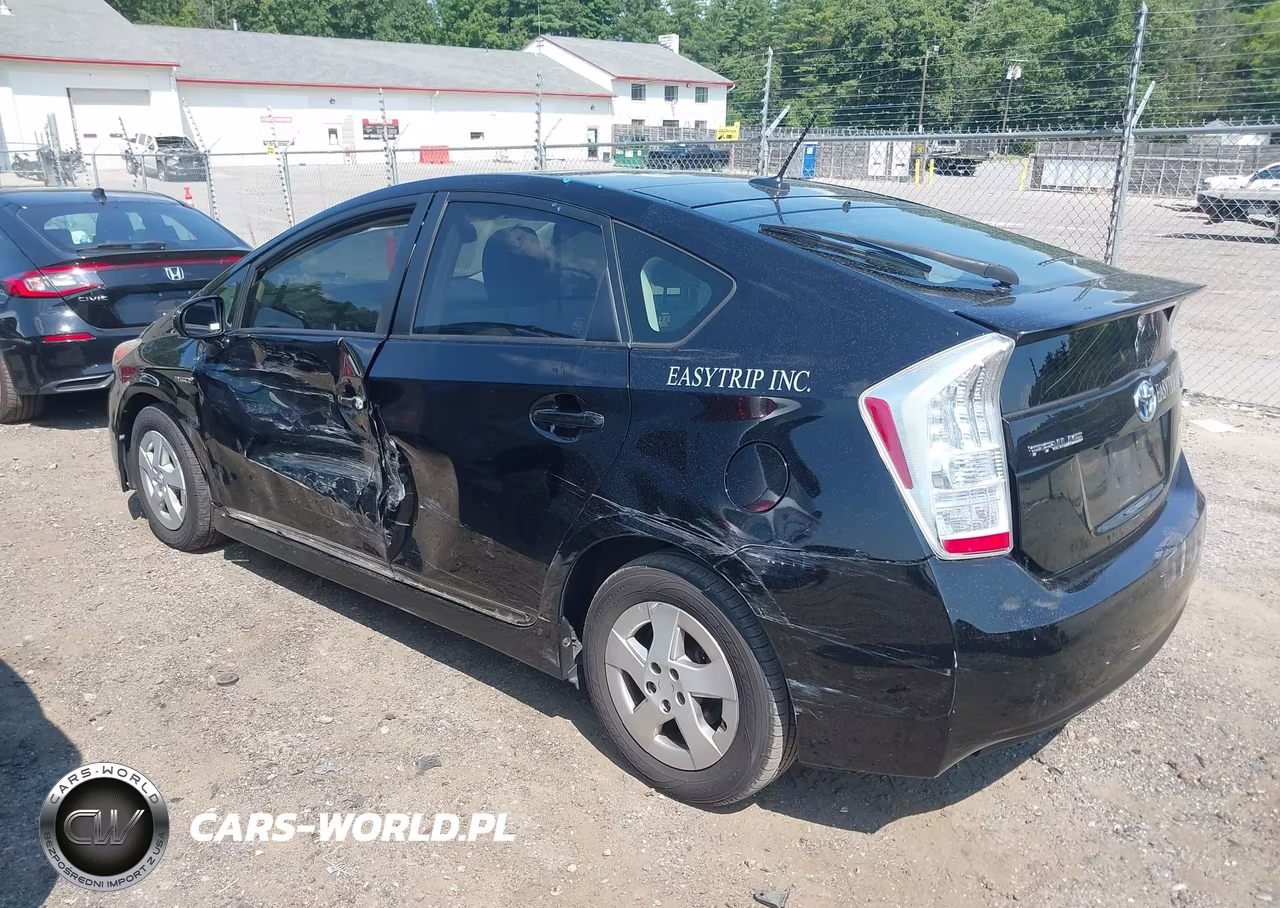 2011 Toyota Prius Four VIN:JTDKN3DU9B5324496 - 3