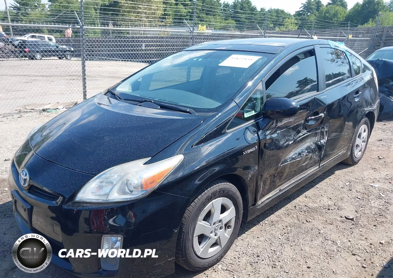 2011 Toyota Prius Four VIN:JTDKN3DU9B5324496 - 6