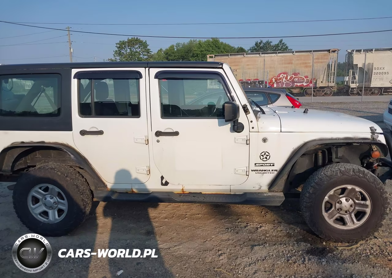 2015 Jeep Wrangler Unlimited Sport Rhd VIN:1C4BJWKG5FL679578 - 13