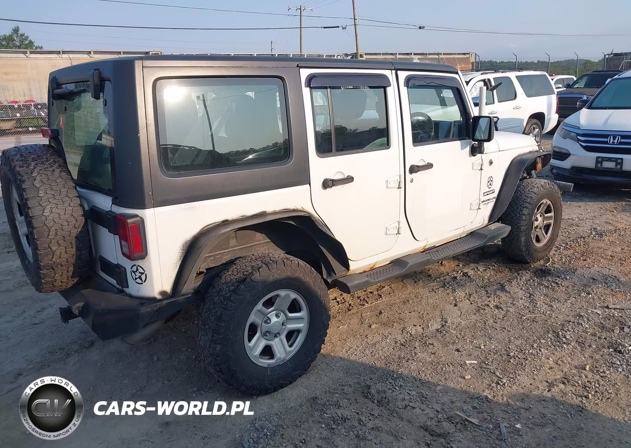 2015 Jeep Wrangler Unlimited Sport Rhd VIN:1C4BJWKG5FL679578 - 4