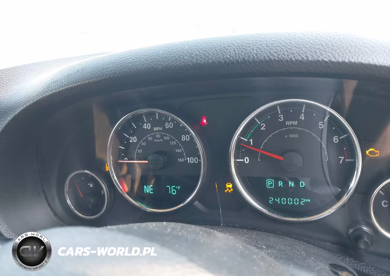 2015 Jeep Wrangler Unlimited Sport Rhd VIN:1C4BJWKG5FL679578 - 7