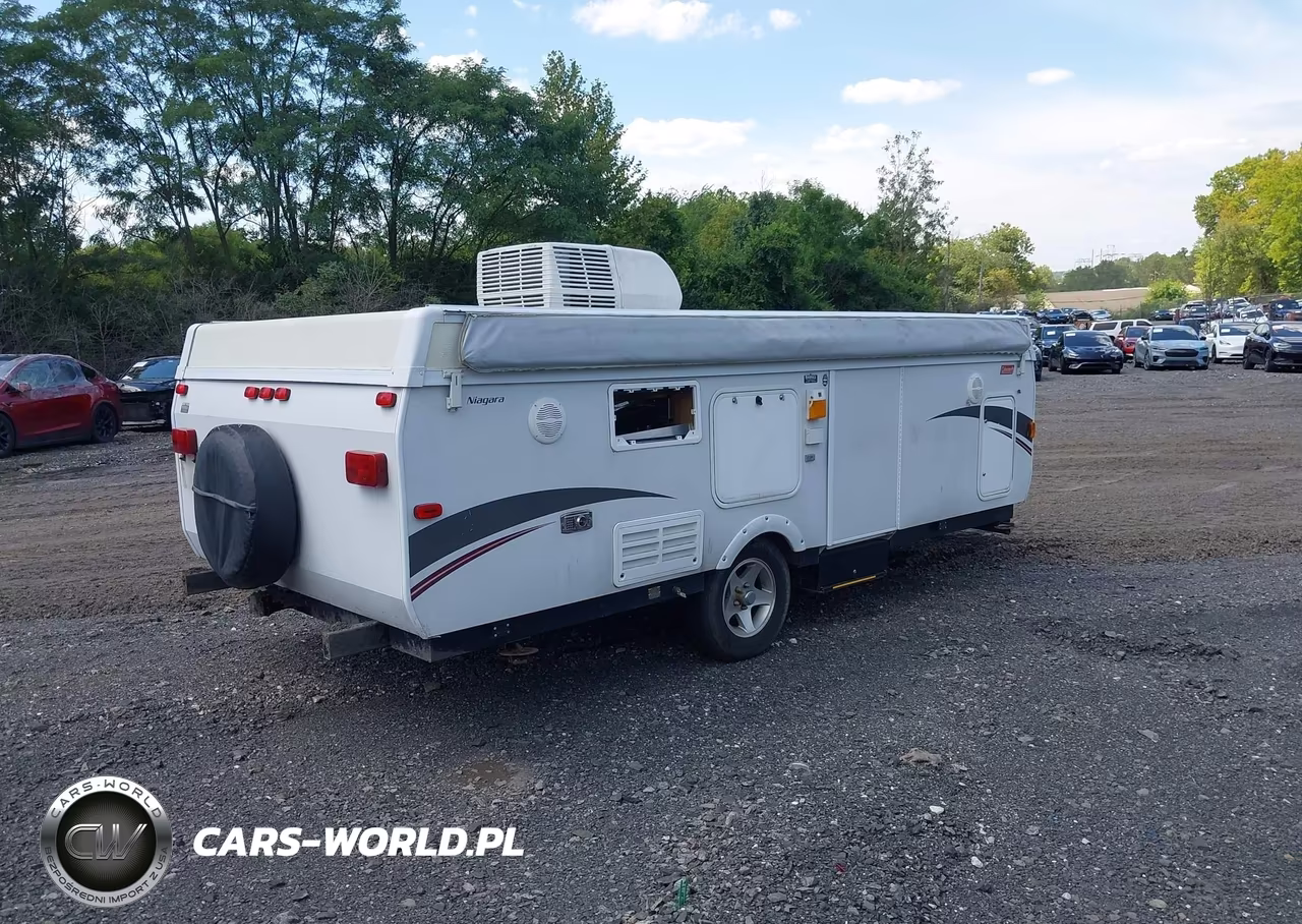 2009 Cole Niagra VIN:4CG633H1397218696 - 4