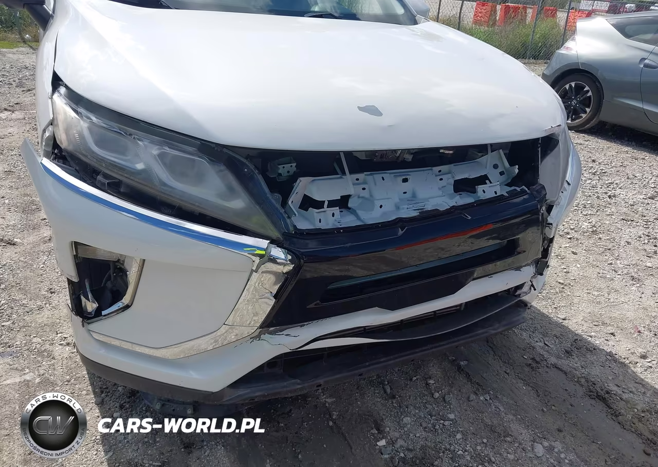 2018 Mitsubishi Eclipse Cross Sel VIN:JA4AT5AA0JZ042210 - 6
