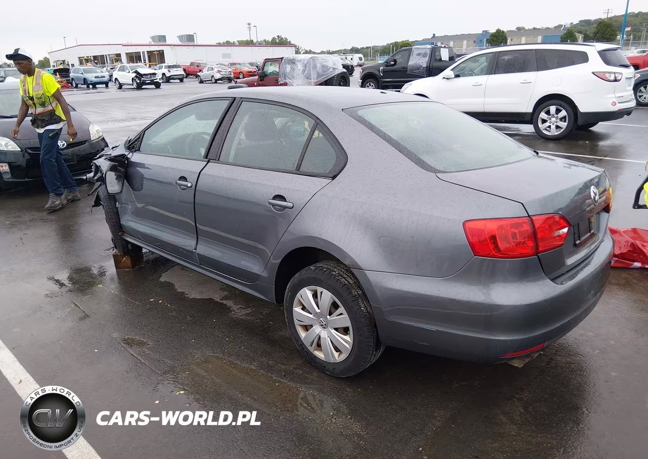 2013 Volkswagen Jetta 2.0L S VIN:3VW2K7AJ7DM216978 - 3