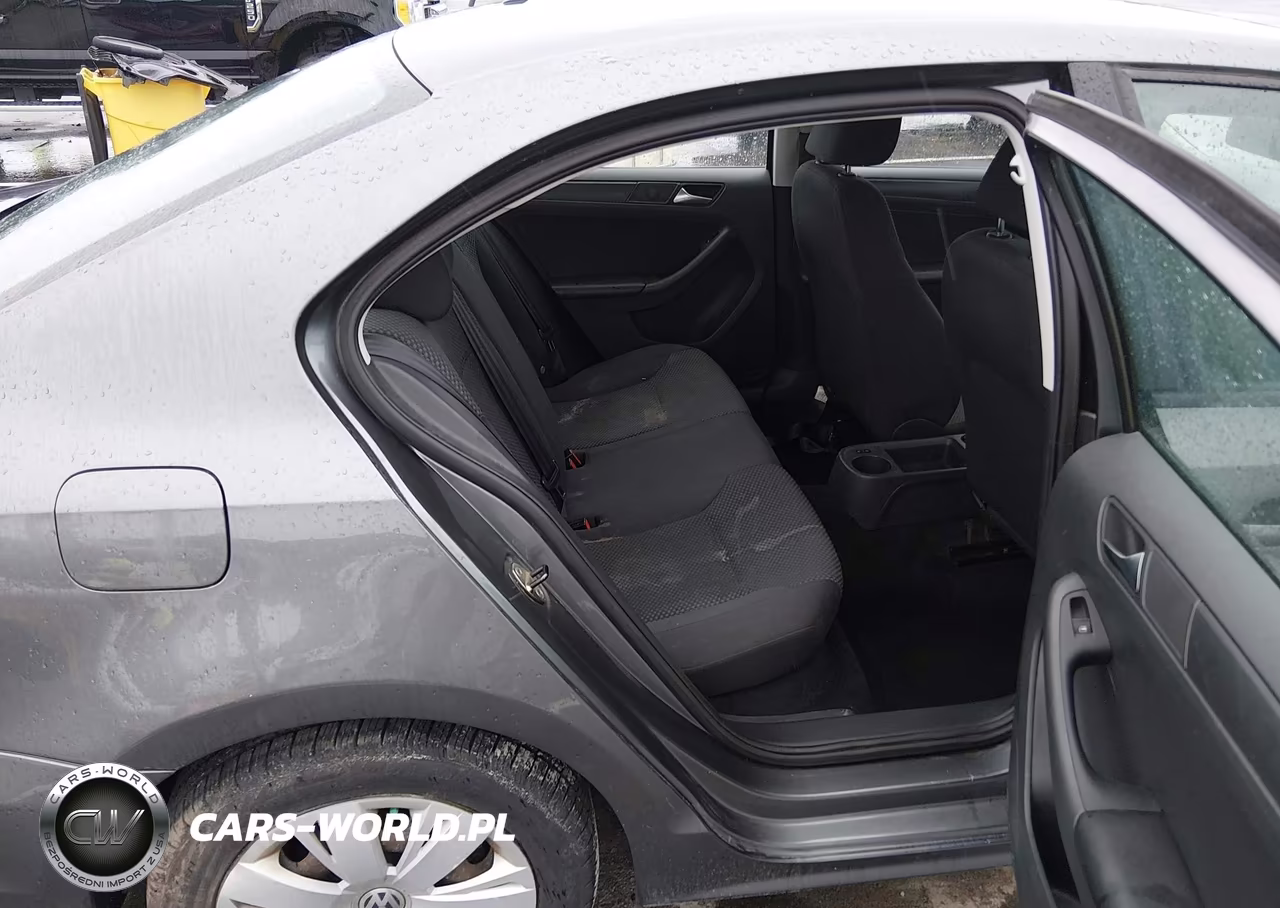 2013 Volkswagen Jetta 2.0L S VIN:3VW2K7AJ7DM216978 - 8