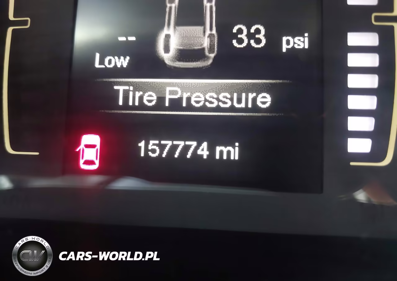 2015 Jeep Cherokee Latitude VIN:1C4PJLCB6FW690496 - 6