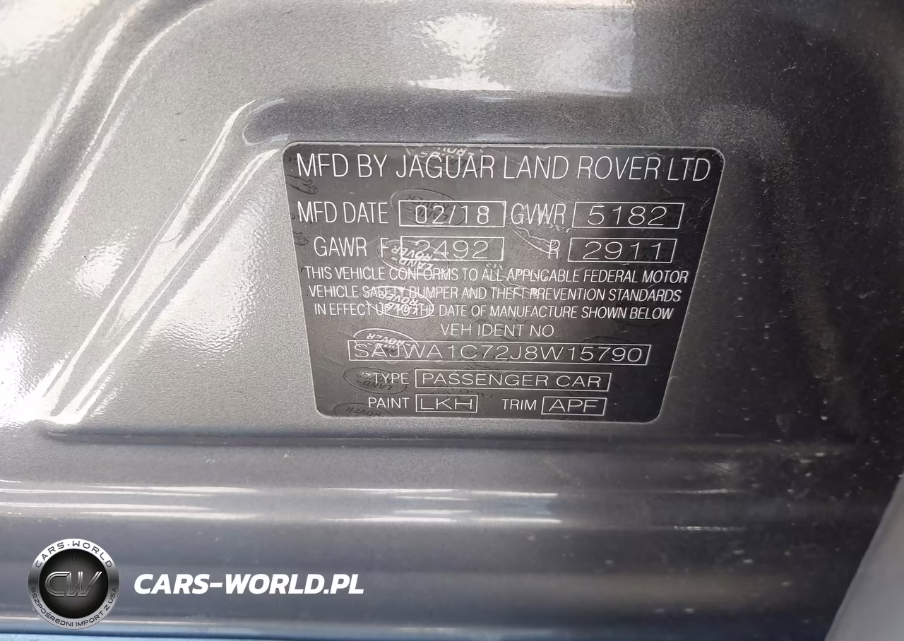 2018 Jaguar Xj R-Sport VIN:SAJWA1C72J8W15790 - 9