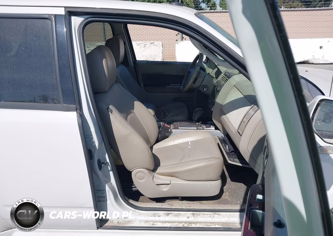 2009 Mercury Mariner Hybrid VIN:4M2CU29369KJ09763 - 5