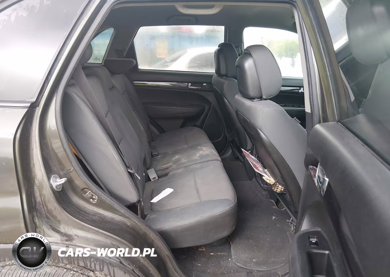 2013 Kia Sorento Lx VIN:5XYKT3A14DG334671 - 8
