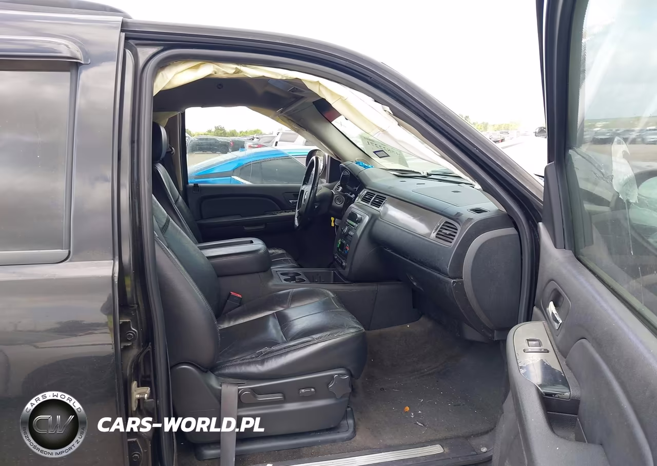 2008 Chevrolet Tahoe Lt VIN:1GNFC13088R189675 - 5