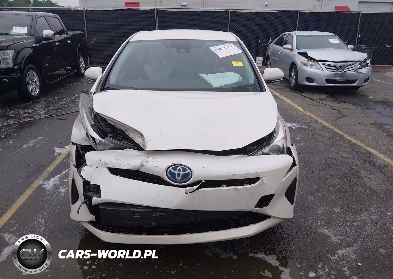 2017 Toyota Prius Three VIN:JTDKARFU2H3034701 - 13
