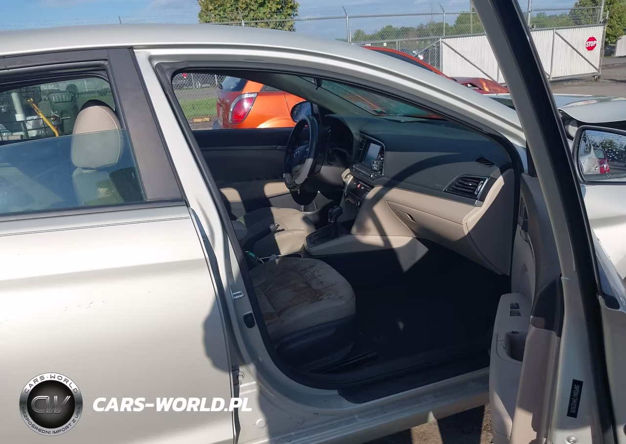 2017 Hyundai Elantra Se VIN:5NPD84LF2HH025076 - 5