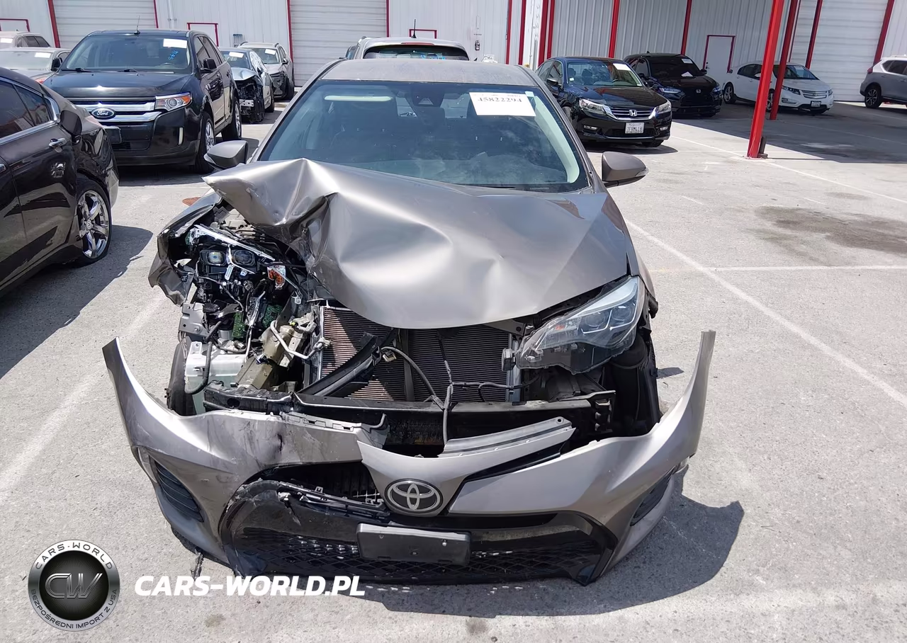 2018 Toyota Corolla Se VIN:5YFBURHE0JP777867 - 11