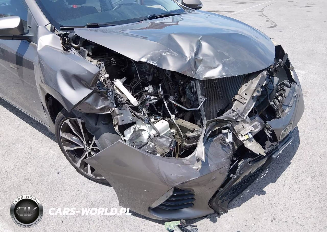 2018 Toyota Corolla Se VIN:5YFBURHE0JP777867 - 6