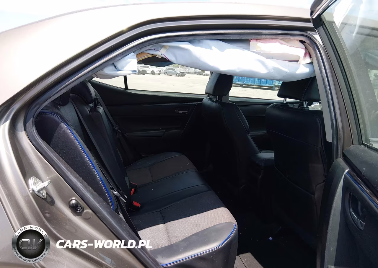 2018 Toyota Corolla Se VIN:5YFBURHE0JP777867 - 8