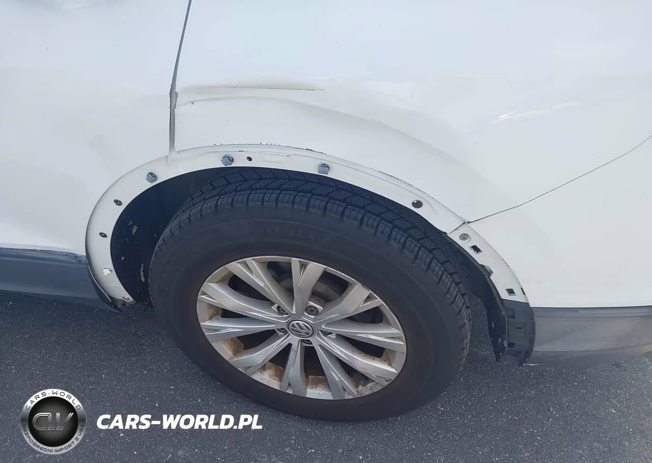 2019 Volkswagen Tiguan 2.0T S VIN:3VV1B7AX8KM042243 - 18