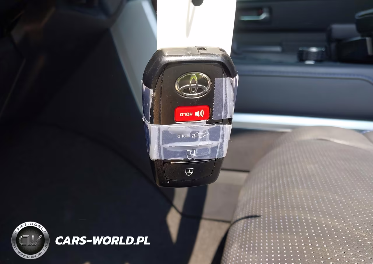 2025 Toyota Tundra Platinum VIN:5TFWA5DB4SX262307 - 11
