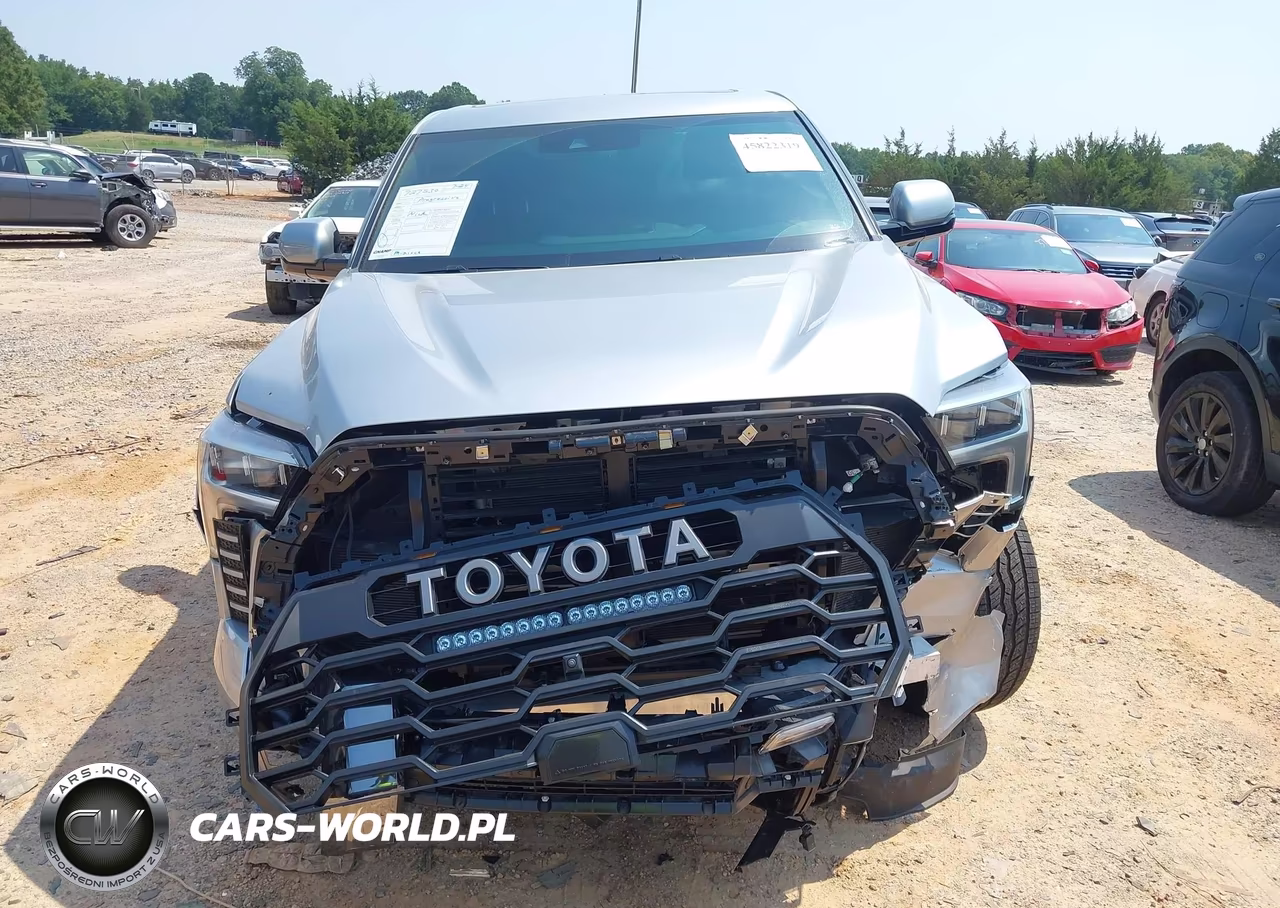 2025 Toyota Tundra Platinum VIN:5TFWA5DB4SX262307 - 12