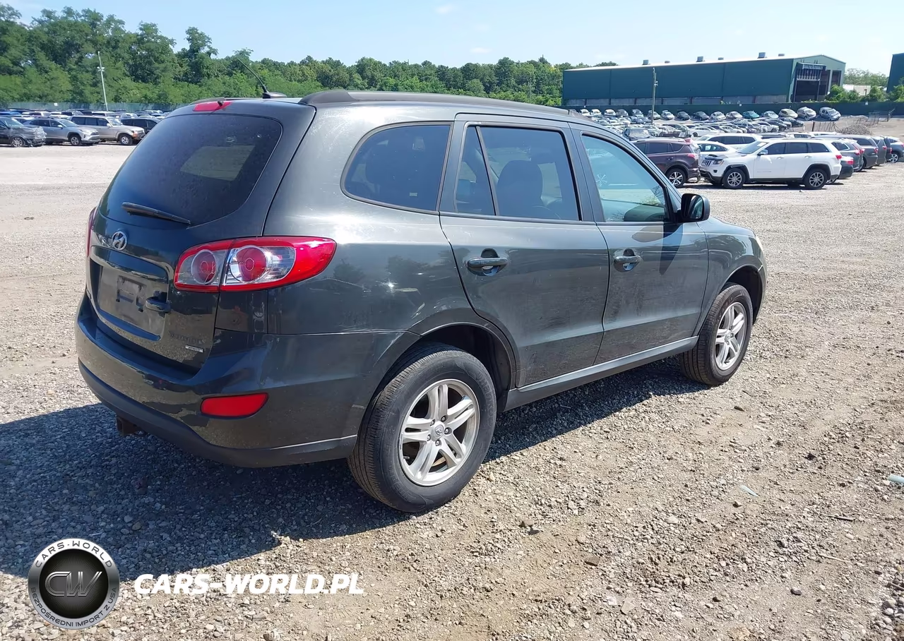 2011 Hyundai Santa Fe Gls VIN:5XYZGDAB7BG077150 - 4