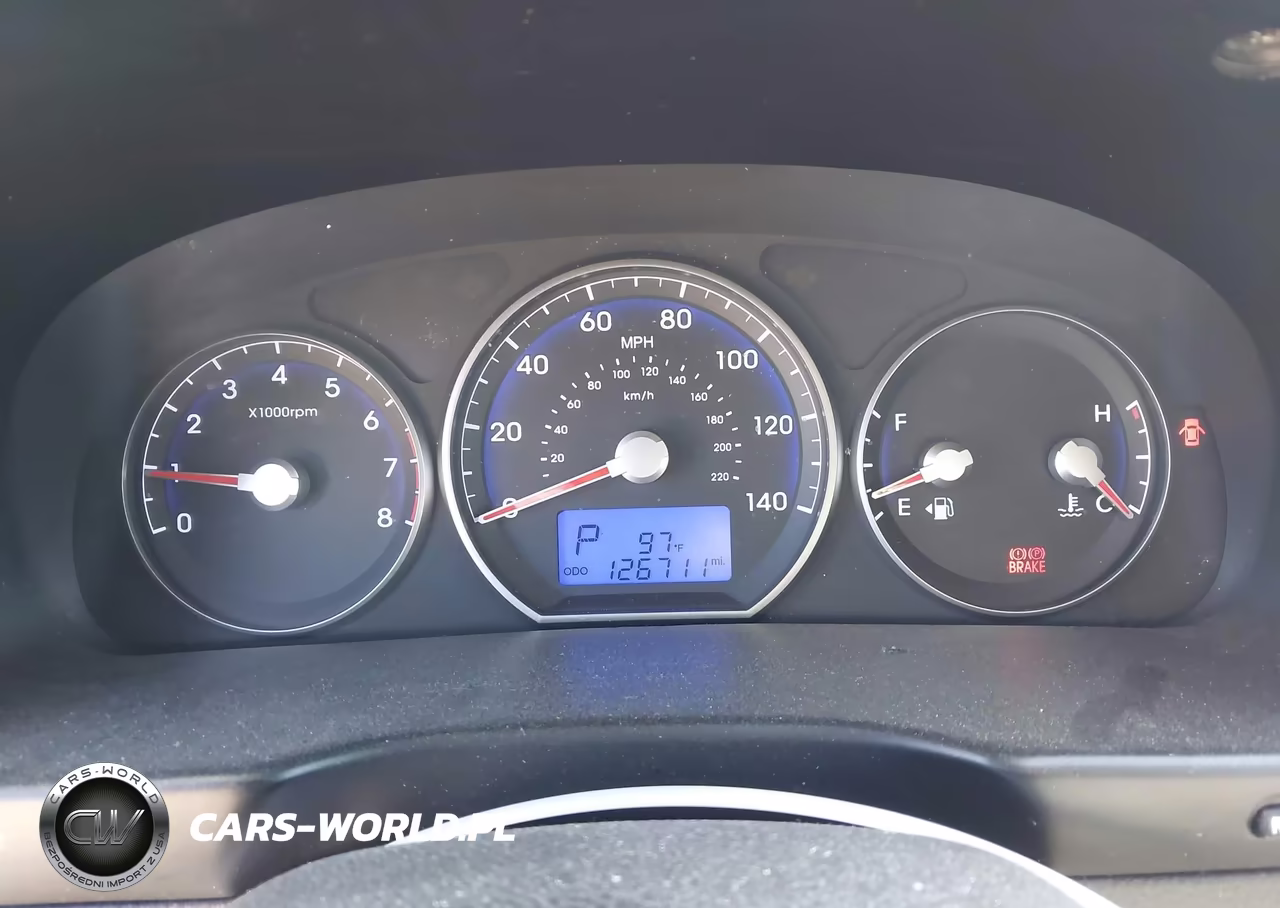 2011 Hyundai Santa Fe Gls VIN:5XYZGDAB7BG077150 - 7
