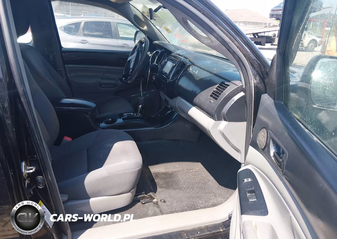 2015 Toyota Tacoma VIN:5TFUX4EN9FX036603 - 5