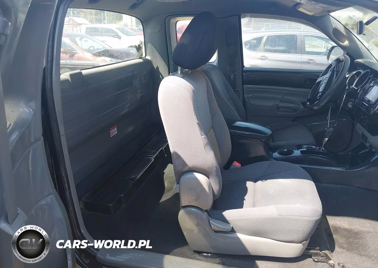 2015 Toyota Tacoma VIN:5TFUX4EN9FX036603 - 8