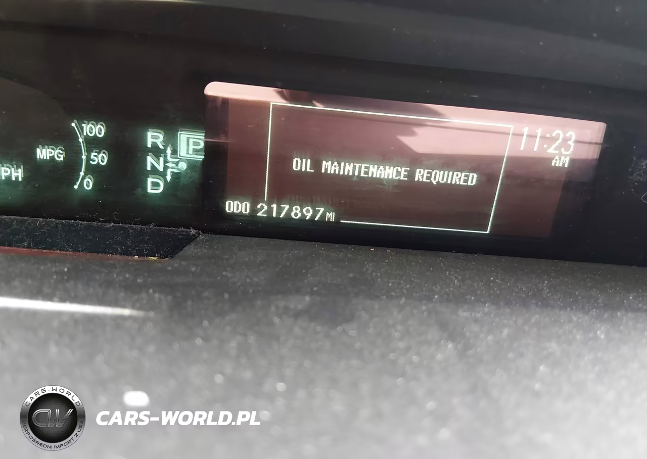 2011 Toyota Prius Two VIN:JTDKN3DUXB1446436 - 15