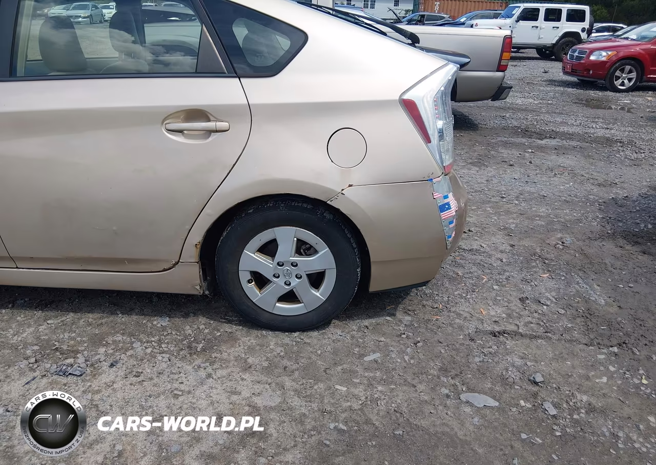 2011 Toyota Prius Two VIN:JTDKN3DUXB1446436 - 20