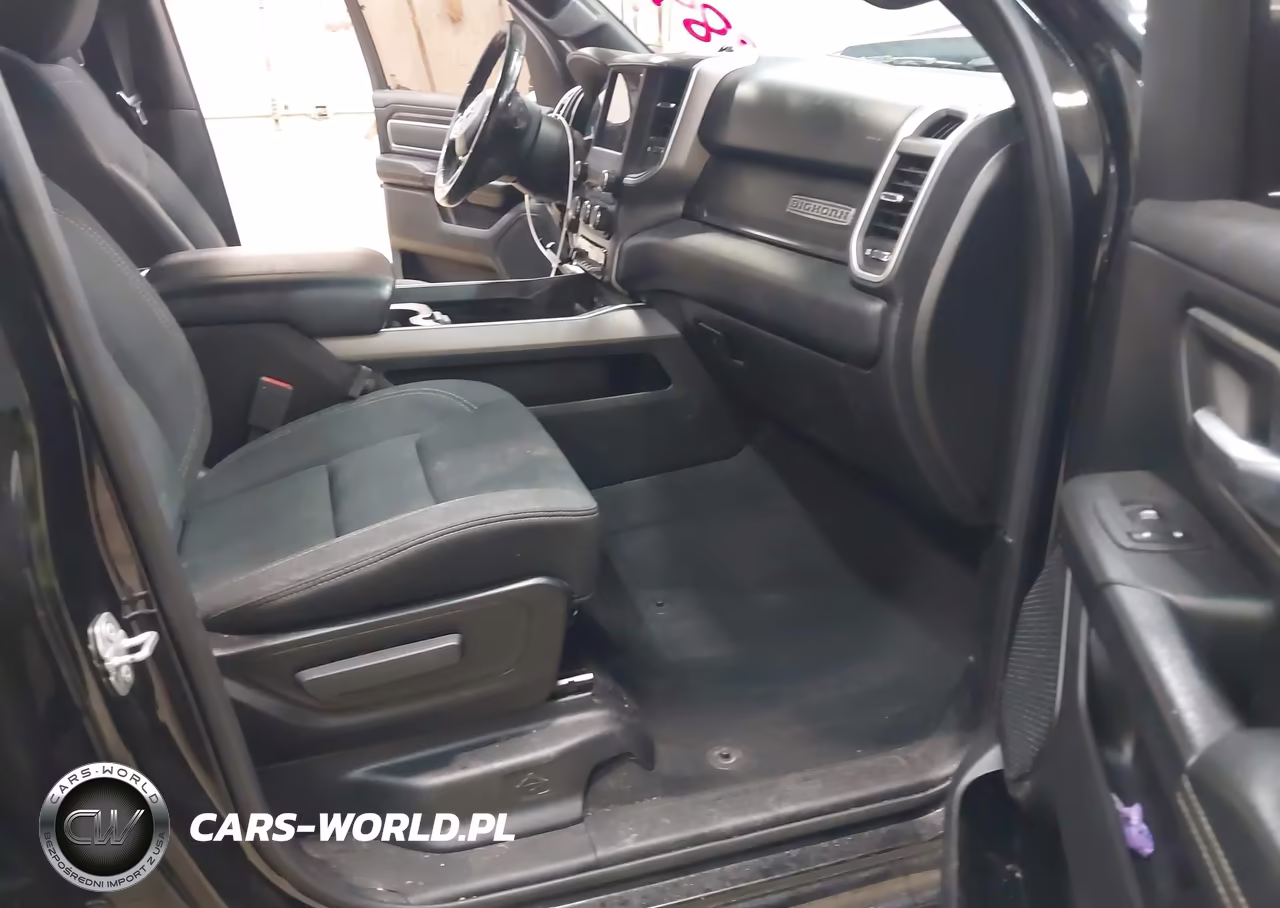 2019 Ram 1500 VIN:1C6SRFFT8KN789367 - 5
