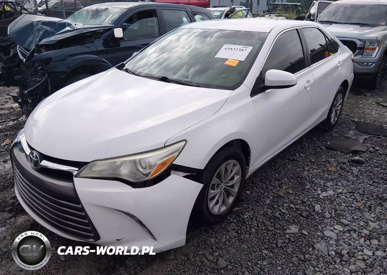 2016 Toyota Camry Le VIN:4T1BF1FK0GU143731 - 18