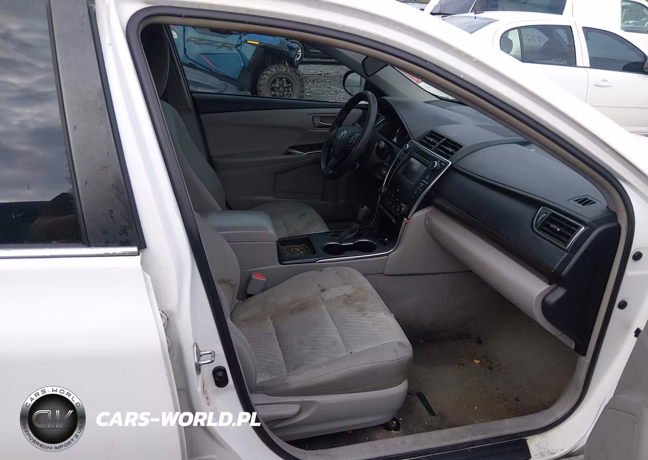 2016 Toyota Camry Le VIN:4T1BF1FK0GU143731 - 5