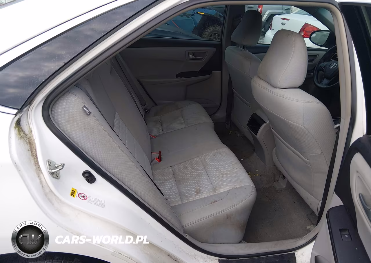 2016 Toyota Camry Le VIN:4T1BF1FK0GU143731 - 8