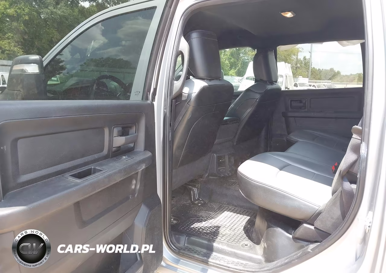 2024 Ram 2500 Tradesman 4X4 6'4 Box VIN:3C6UR5CLXRG222961 - 8